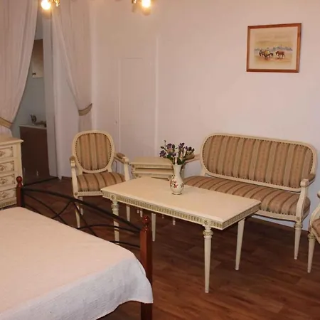 Apartment In 27811 Mali Losinj